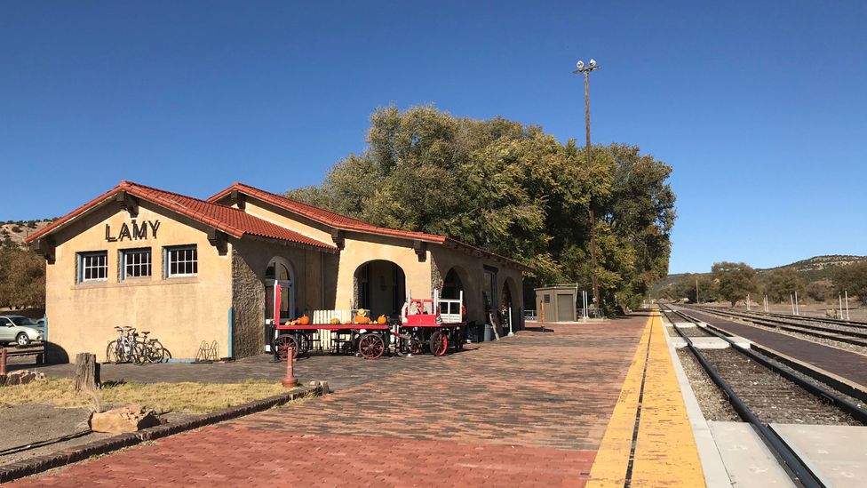 Scientists arrived at a windswept train station in Lamy, New Mexico, knowing only to report to an address in Santa Fe (Credit: Larry Bleiberg)