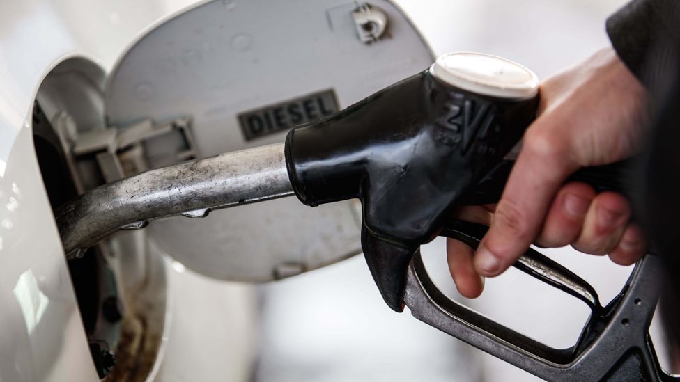 One study found that monitoring individuals' carbon footprint led them to cut emissions by 18% (Credit: Getty Images) One study found that monitoring individuals' carbon footprint led them to cut emissions by 18% (Credit: Getty Images)