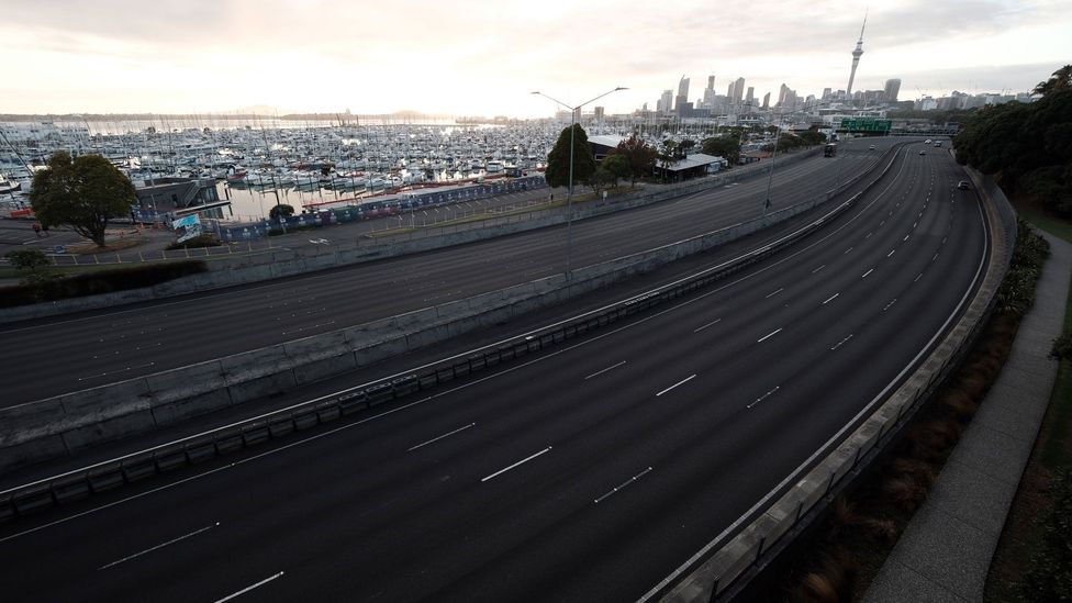 Motorways have emptied in Auckland as the New Zealand government increases travel restrictions (Credit: Getty Images) Motorways have emptied in Auckland as the New Zealand government increases travel restrictions (Credit: Getty Images)