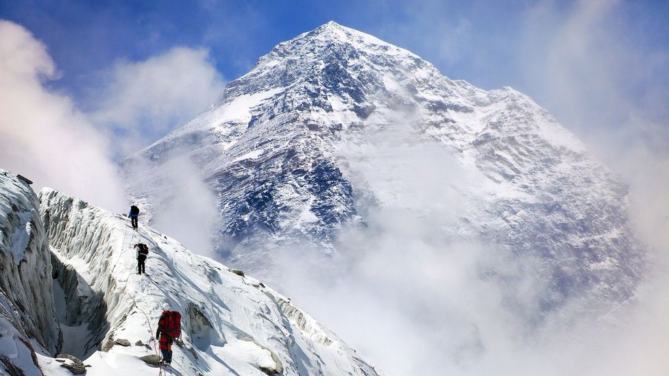 You can climb Everest through an hour-long recreation in virtual reality (Credit: Daniel Prudek/Getty Images)