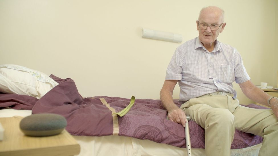 92-year-old John Winward in Bournemouth, England participated in an experiment testing how smart speakers could tackle loneliness (Credit: Abbeyfield Society/Greenwood Campbell) 92-year-old John Winward in Bournemouth, England participated in an experiment testing how smart speakers could tackle loneliness (Credit: Abbeyfield Society/Greenwood Campbell)