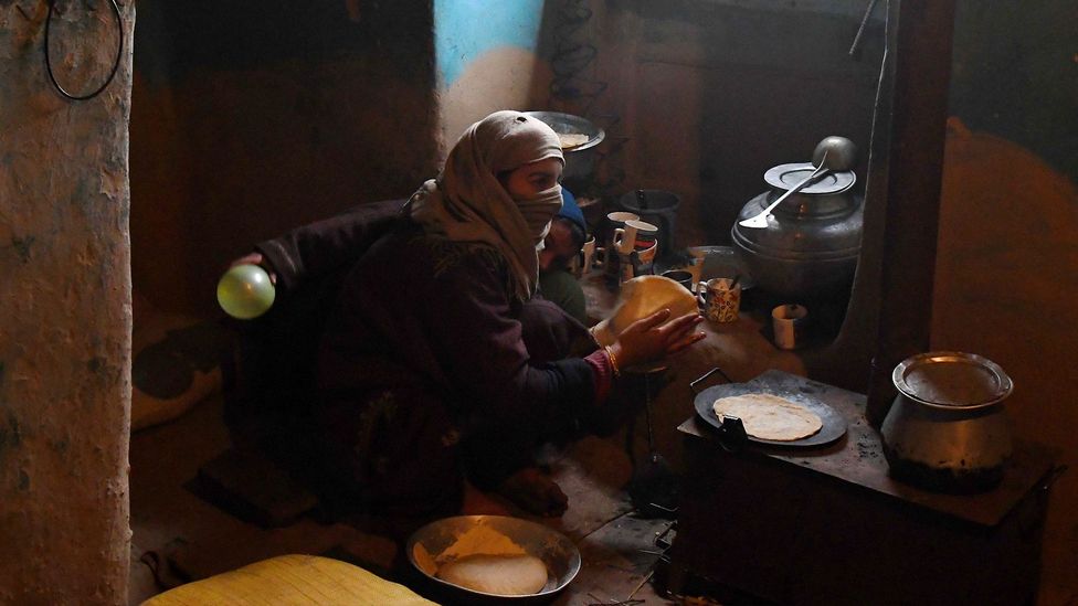 There's some evidence that cooking inside the home without good ventilation may increase a person's risk of developing lung cancer (Credit: Getty Images) There's some evidence that cooking inside the home without good ventilation may increase a person's risk of developing lung cancer (Credit: Getty Images)