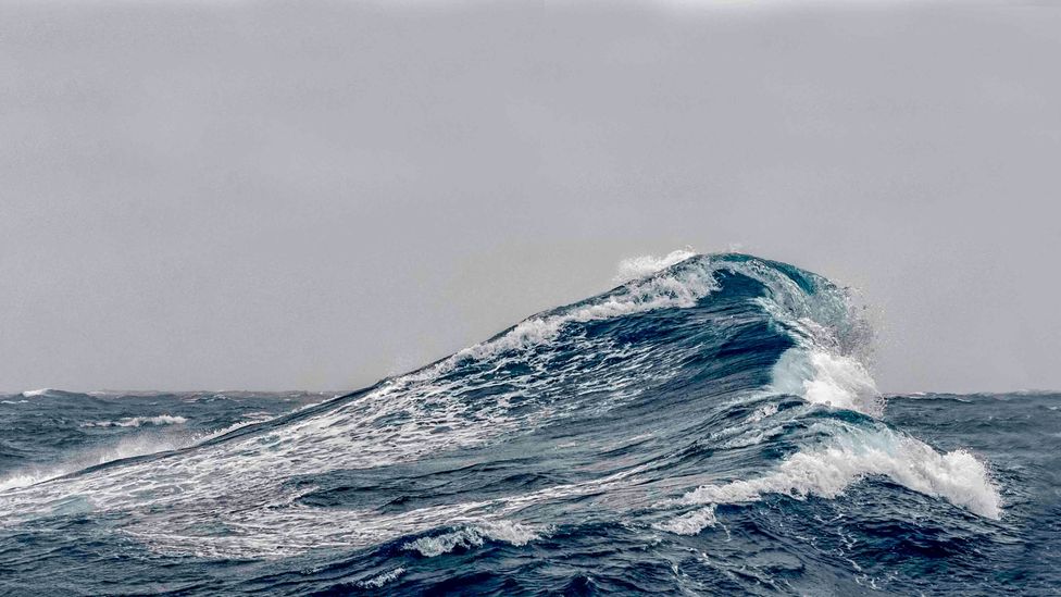 sea water waves boat