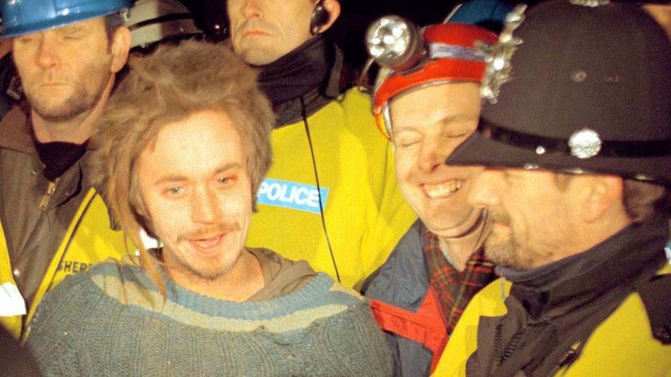 Swampy, an environmental campaigner, became a media darling in the British press, who dubbed him the ‘human mole’ because of his tunneling protest (Credit: PA)