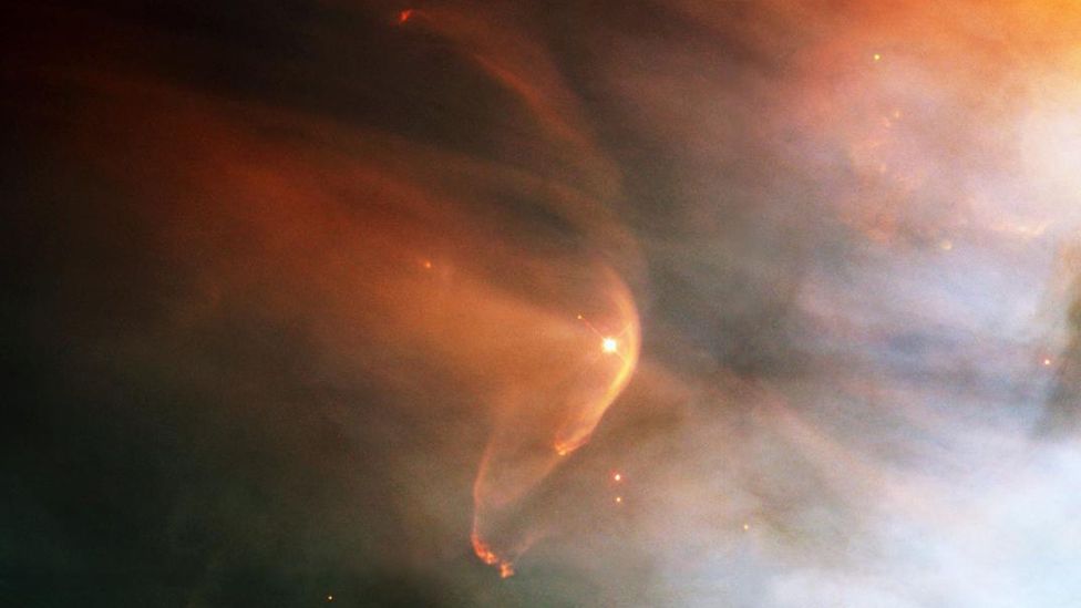 The heliosphere created by the Sun and other stars creates a bow shock when it collides with the interstellar medium (Credit: Nasa/STScI/Aura)