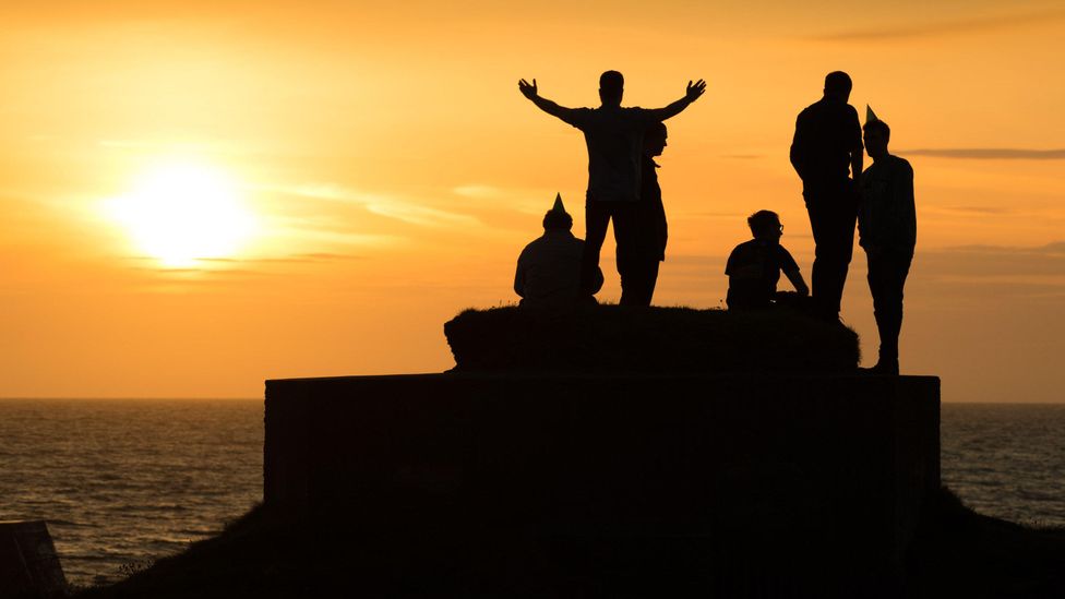 In David Eagleman's short story, the afterlife is populated by everyone you knew well in life – but the lack of strangers means there is something missing (Credit: Alamy)