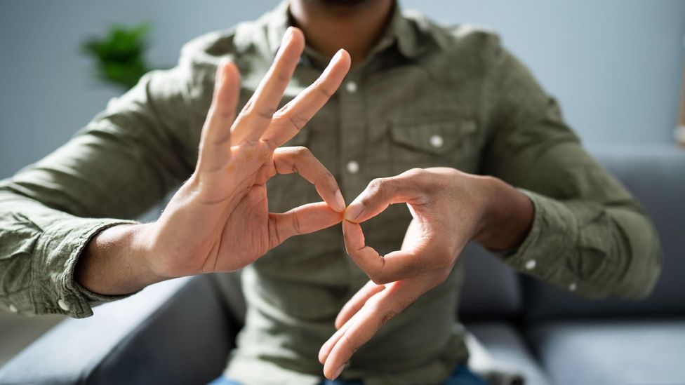 Why 'Dinner Table Syndrome' is getting worse for deaf people - BBC Worklife