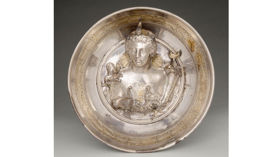 Silverware from the ancient Roman Boscoreale Treasure is among the objects on display at the exhibition, Luxes (Credit: RMN-Grand Palais/ Musee du Louvre / Herve Lewandowski)