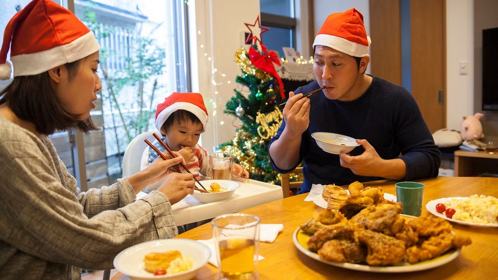 black people eating chicken