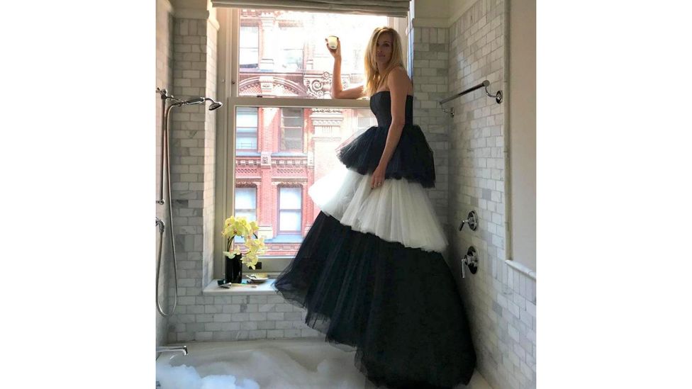 Julia Roberts was among the film stars who dressed up at home when the Met Gala was cancelled (Credit: Julia Roberts/ Instagram)