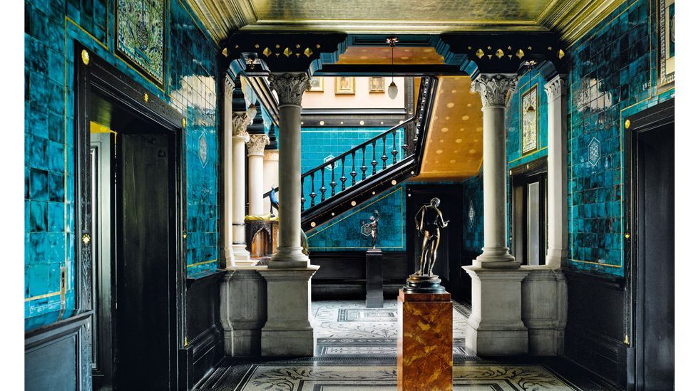 The sumptuous Leighton House in London reflects the travels of the artist Lord Leighton (Credit: Life Meets Art/ Phaidon)