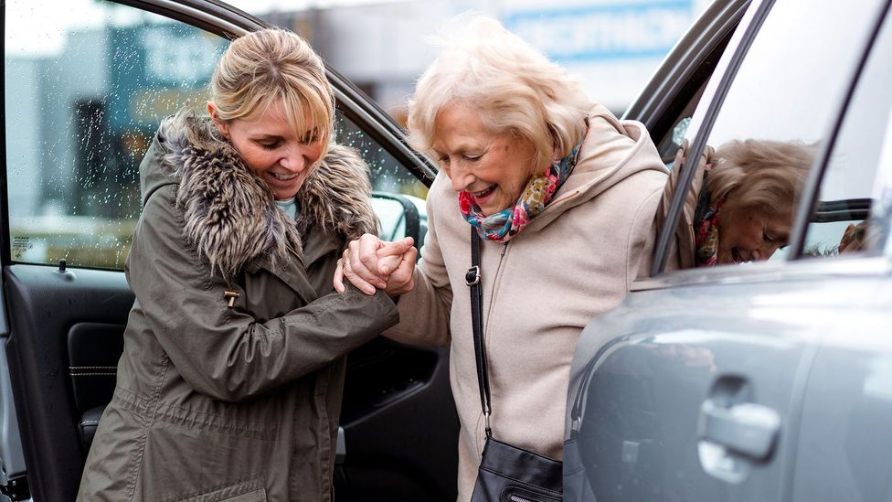 Random acts of kindness can do a lot more than simply bring a smile to someone's face (Credit: Getty Images)