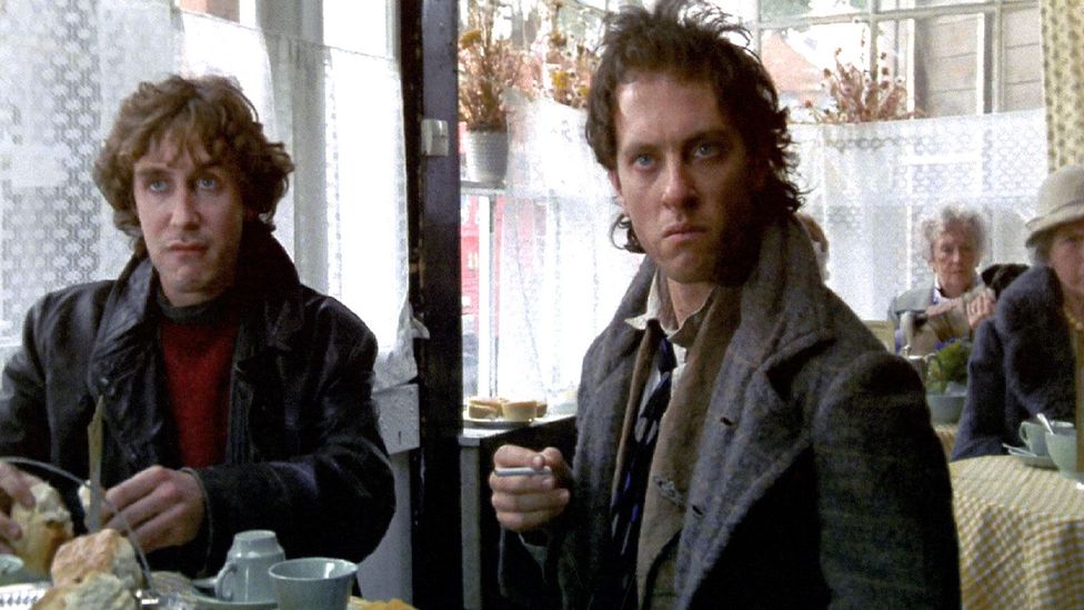 In order to experience drunkenness before playing Withnail, Richard E Grant – who is intolerant of alcohol – drank two bottles of champagne and was violently ill (Credit: Alamy)