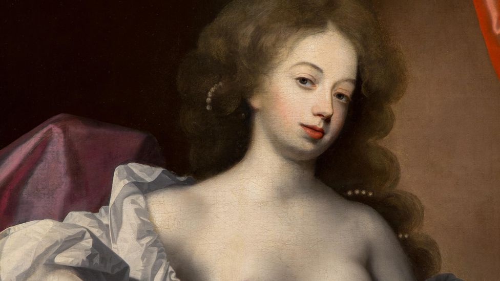 976px x 549px - Is the nude selfie a new art form? - BBC Culture