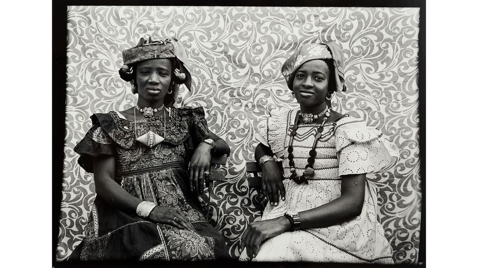 African master photographer Seydou Keita captured this image in Mali in the mid 1950s (Credit: Seydou Keita/SKPE-Courtesy CAAC- The Pigozzi Collection)