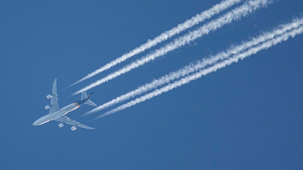 With emissions from aviation set to rise, there are plenty of ways to become more efficient even before fossil fuels are phased out (Credit: Getty Images)