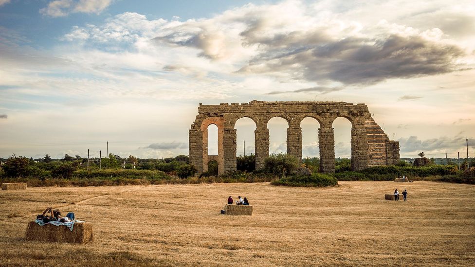 The Park of the Aqueducts, part of Appia Antica, is just a few kilometers from the crowds of the Colosseum (Credit: Stefano Castellani)