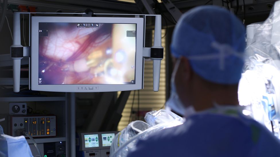 New technology means specialist surgeons can dial into operations from anywhere in the world (Credit: Alamy)