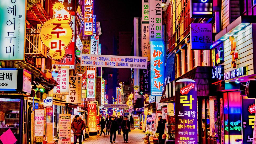 Corea del Sur se encuentra entre las naciones más avanzadas tecnológicamente y conectadas digitalmente del mundo (Crédito: Diego Mariottini / Getty Images)