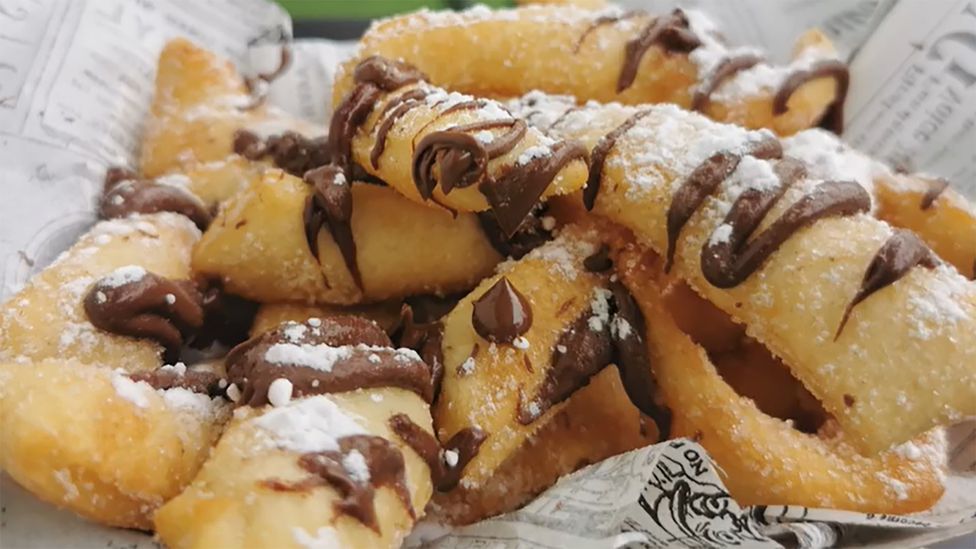 Bokits are even served up as dessert, sweetened with chocolate and powdered sugar (Credit: Bokit Center)