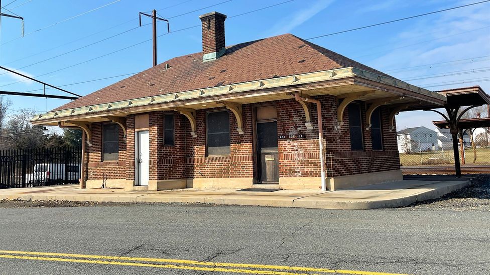 Today, Elkton, Maryland's small brick train station, just off Route 40, is used for storage (Credit: Larry Bleiberg)