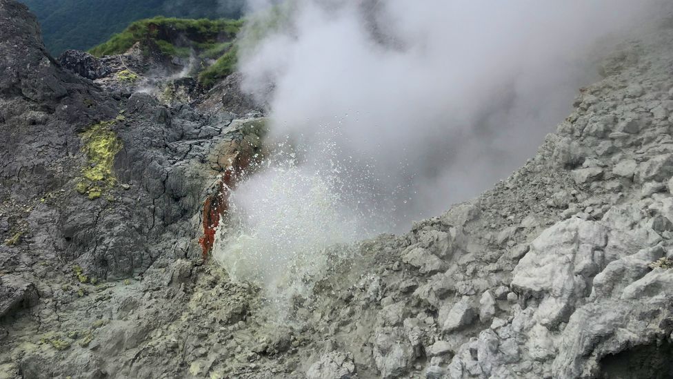 A hot spring with a temperature of around 100C erupts from a fumerole on Dayoukeng volcano (Credit: Taiwan Volcano Observatory)