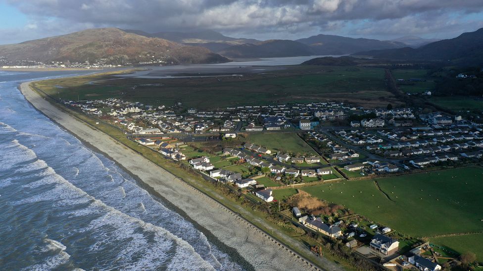 Climate models show Fairbourne's flood risk will increase drastically over the next 30 years. (Credit: Getty Images)
