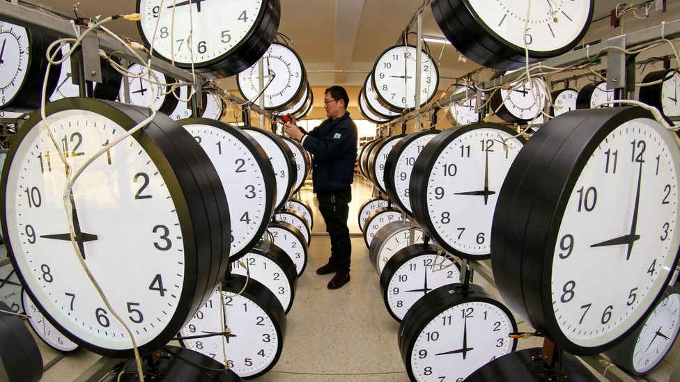 The superclocks that define what time it is BBC Future