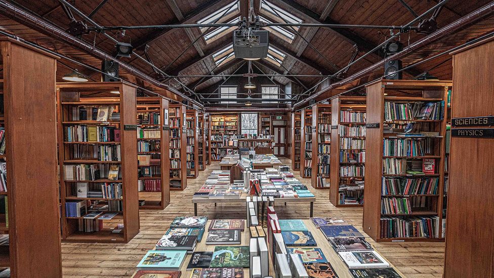 En 1978, Richard Booth's Bookshop era la librería de segunda mano más grande del mundo (Crédito: Richard Collett)