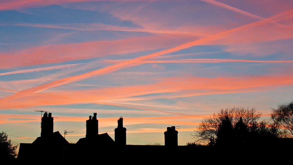 Not all aircraft produce contrails – they are estimated to occur in around 18% of flights (Credit: Alamy)