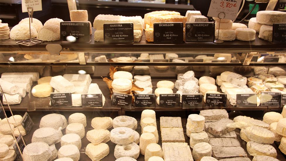 is cheese in french masculine or feminine