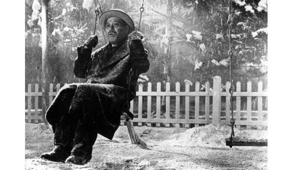 In Ikiru (1953), on which new film Living is based, a dying bureaucrat finally finds fulfilment in helping a children's playground to get built (Credit: Alamy)