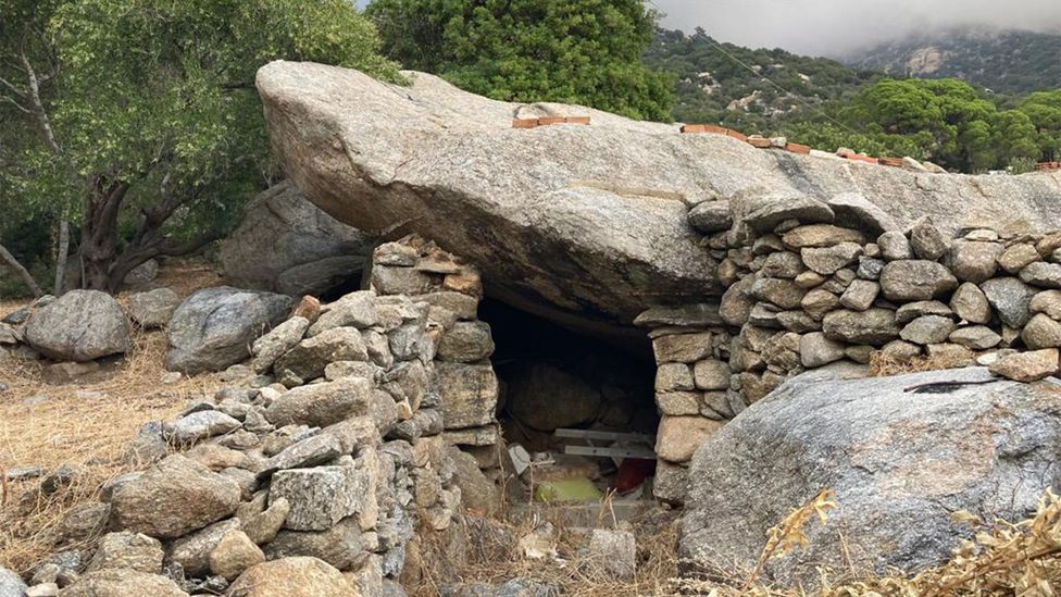 "Anti-pirate houses" are squat, stone-built dwellings that blend into Ikaria's landscape (Credit: Luke Waterson)