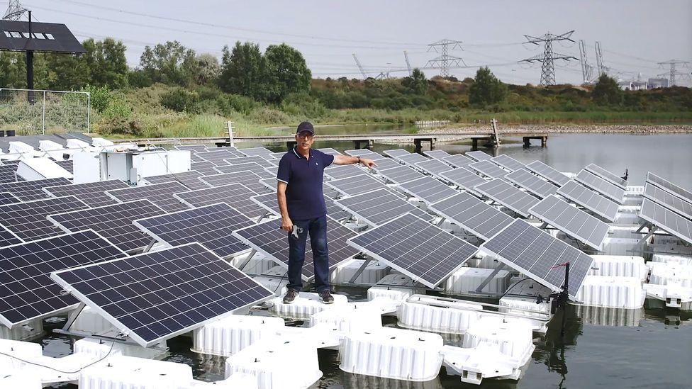 Proteus is one of the first installations to combine floating solar panels with Sun-tracking technology (Credit: SolarisFloat)