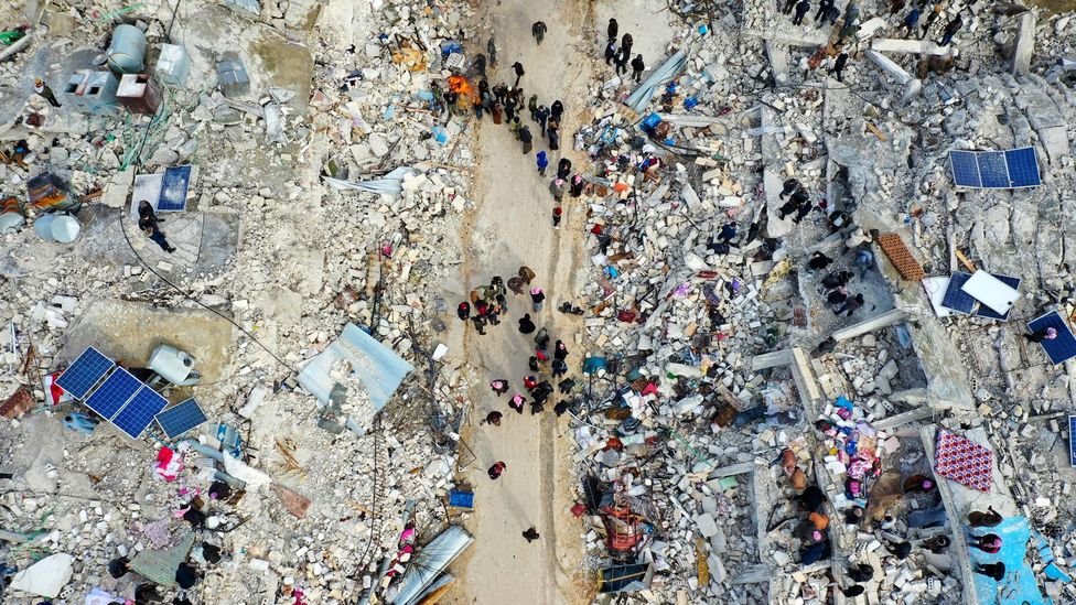 Ndërtesat në Sirinë veriore dhe Turqinë jug-lindore nuk ishin të afta t'u bënin ballë dy tërmeteve të fuqishëm (Kredi: Omar Haj Kadour/Getty Images)