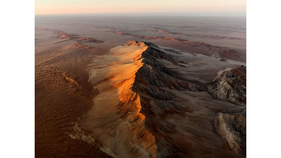 Sand Dunes #1, Sossusvlei, Namib Desert, Namibia, 2018 (Credit: Edward Burtynsky, Nicholas Metivier Gallery, Toronto / Flowers Gallery, London)