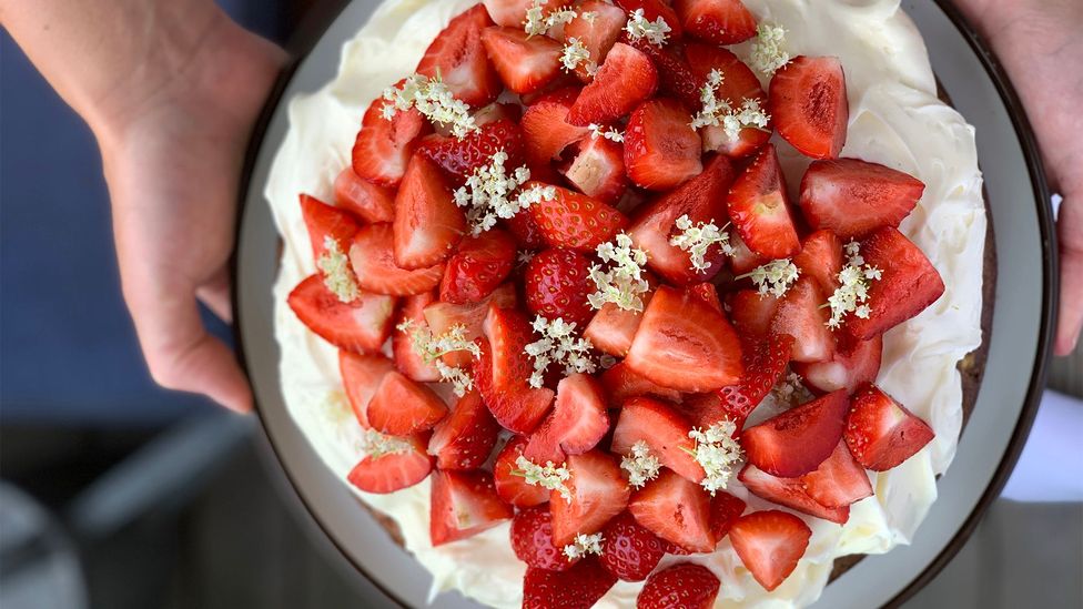 Swedish Summer Cake with Cream and Strawberries Stock Image - Image of  copy, garden: 151082349