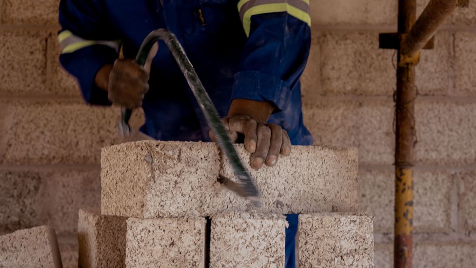 Hempcrete is considered an important low-carbon alternative to unsustainable materials such as concrete (Credit: Sharon Bloem)
