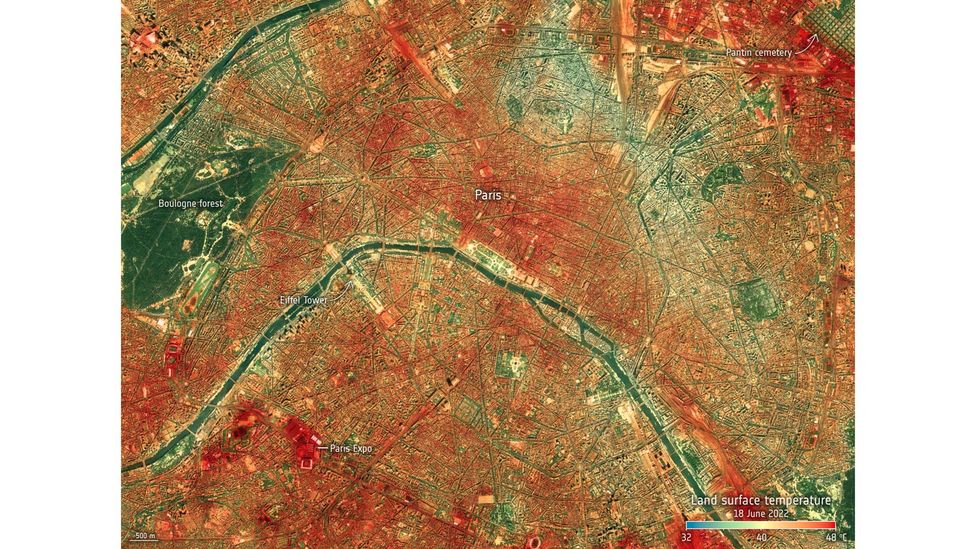 Ένας χάρτης θερμότητας δείχνει τις θερμοκρασίες της επιφάνειας της γης στο Παρίσι κατά τη διάρκεια ενός καύσωνα τον Ιούνιο του 2022 (Πίστωση: European Space Agency)