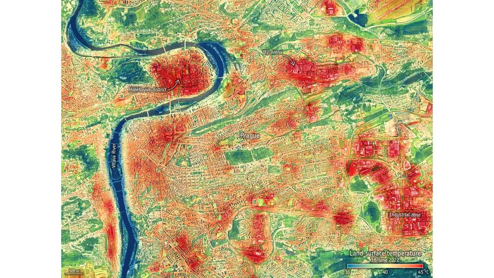 A heat map taken during a heatwave in Prague shows water and green spaces can cool cities (Credit: European Space Agency)