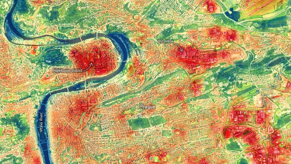 A heat map taken during a heatwave in Prague shows water and green spaces can cool cities (Credit: European Space Agency)
