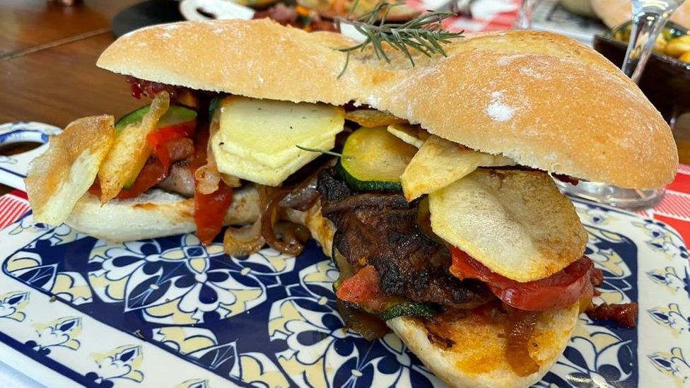 La Cantina's figatell sandwich is filled with pork and seasonal vegetables (Credit: La Cantina)