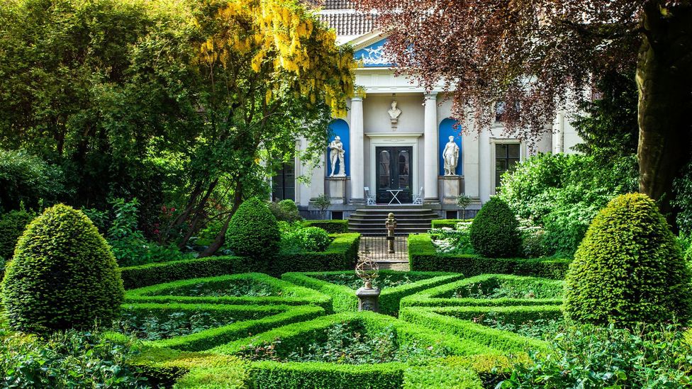 Museum Van Loon je historický dům a zahrada, která nemá tak zdrcující davy jako některé jiné amsterdamské atrakce (Credit: John Michaels/Alamy)