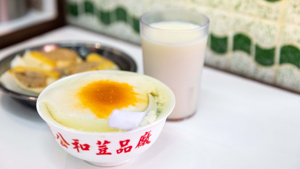 Head to Kung Wo Dou Bun Chong for silky-smooth tofu pudding with brown sugar and ginger syrup (Credit: Hong Kong Tourism Board)