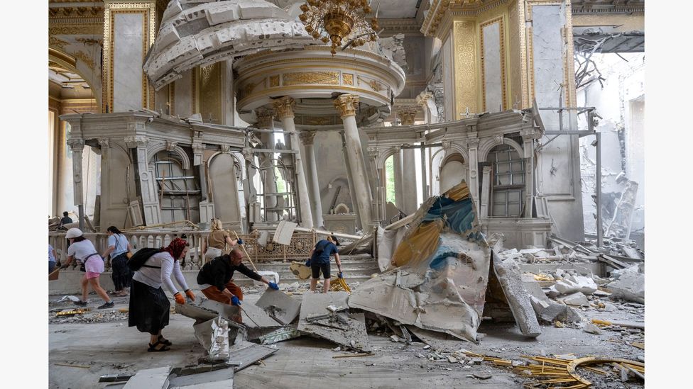 Ο Καθεδρικός Ναός της Αγίας Μεταμόρφωσης στο κέντρο της Οδησσού της Ουκρανίας, μετά τη ρωσική πυραυλική επίθεση (Πηγή εικόνας: Getty Images)