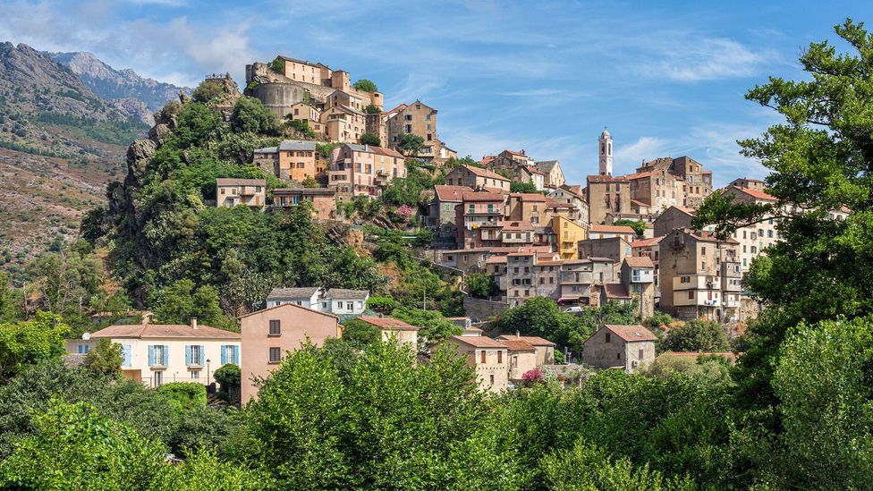 Corte is set in a stunning location in Corsica's mountainous interior (Credit: Stefano Valeri/Alamy)