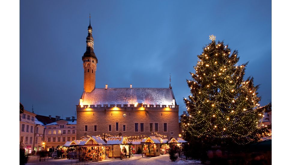 Christmas markets often feature independent artisans offering hand-crafted gifts (Credit: Getty Images)