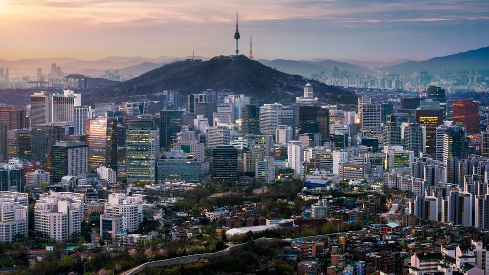 Sunrise scene of Seoul downtown city skyline