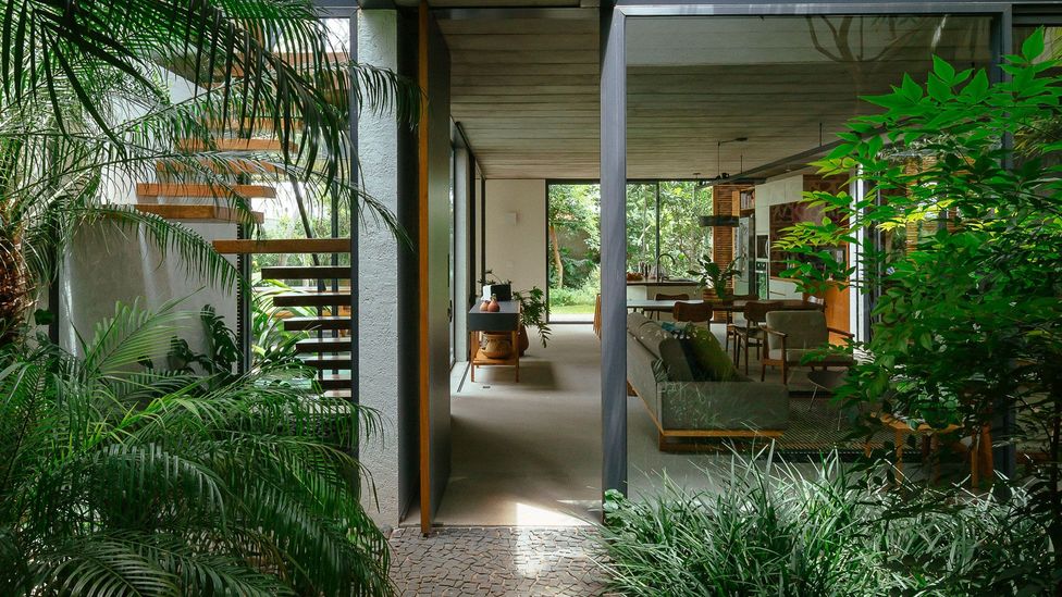 Cobogó House in São Carlos, Brazil, from The House of Green (published by Gestalten)