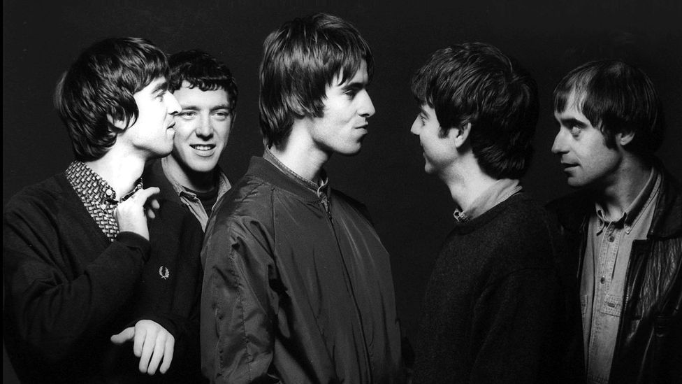 A photo of the band Oasis in 1993 (Credit: Getty Images)